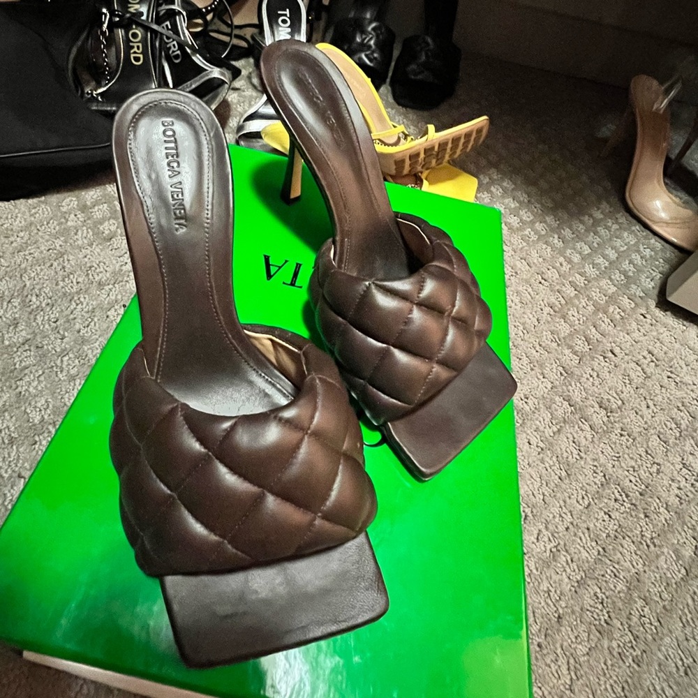 Botegga stitched mateless heels in chocolate